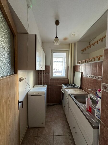 Obor, Stefan cel Mare 2 min metrou Obor.