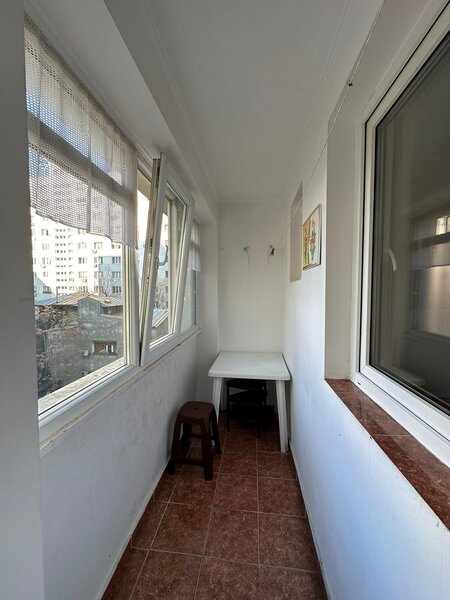 Obor, Stefan cel Mare 2 min metrou Obor.